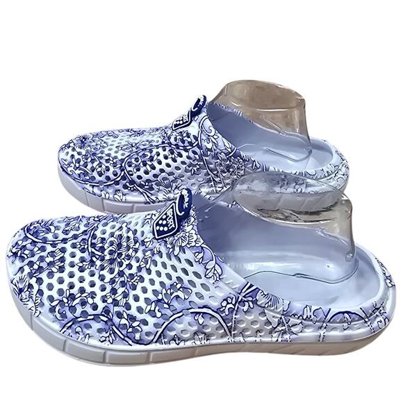 Sport Blue White Slip On Garden Casual Beach Poolside Summer Footwear 41/9.5 - Picture 2 of 6